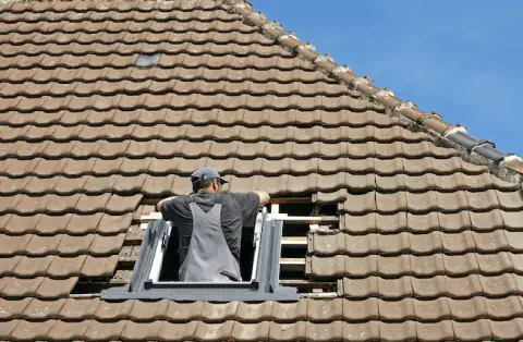 Pose de velux - Ousson-sur-Loire